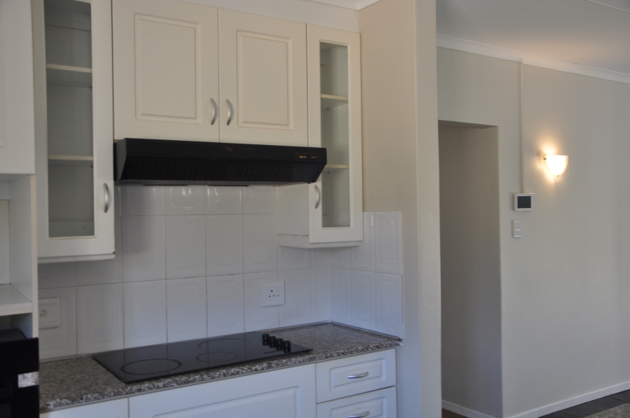 3 Bedroom Property for Sale in Bonza Bay Eastern Cape